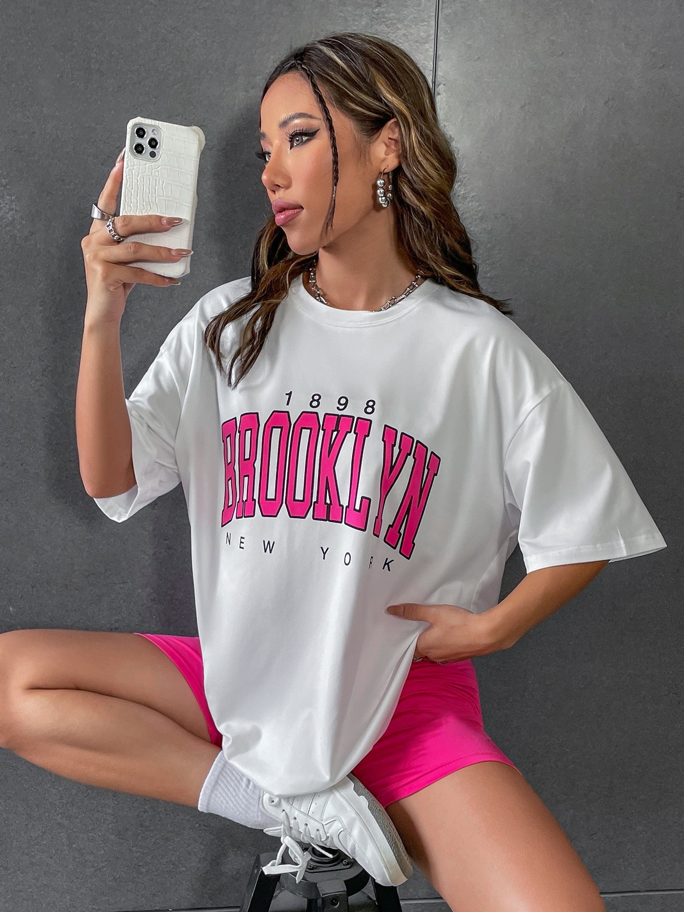Vintage Oversized Women 1898 Brooklyn New York T-Shirt