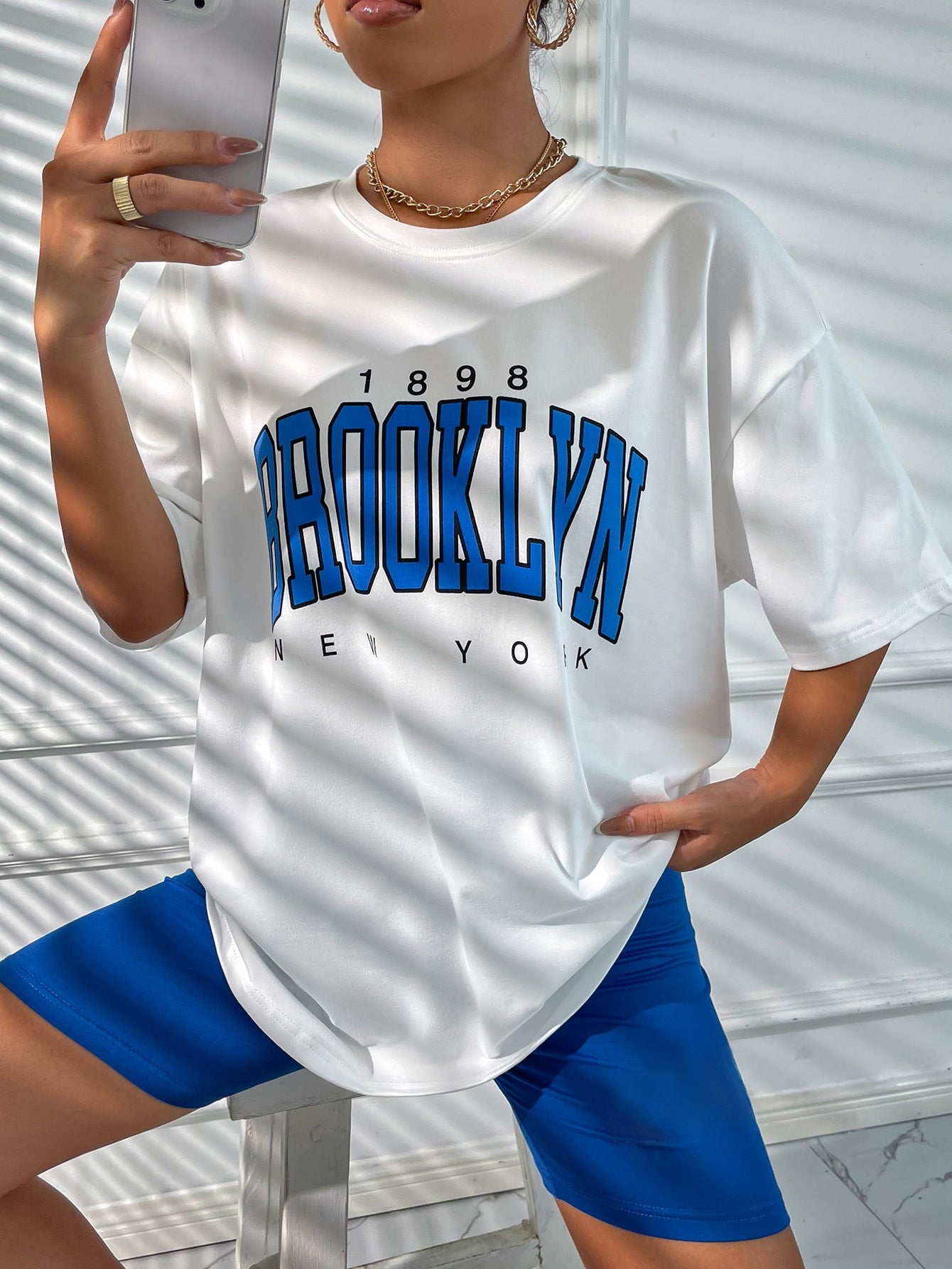 Vintage Oversized Women 1898 Brooklyn New York T-Shirt